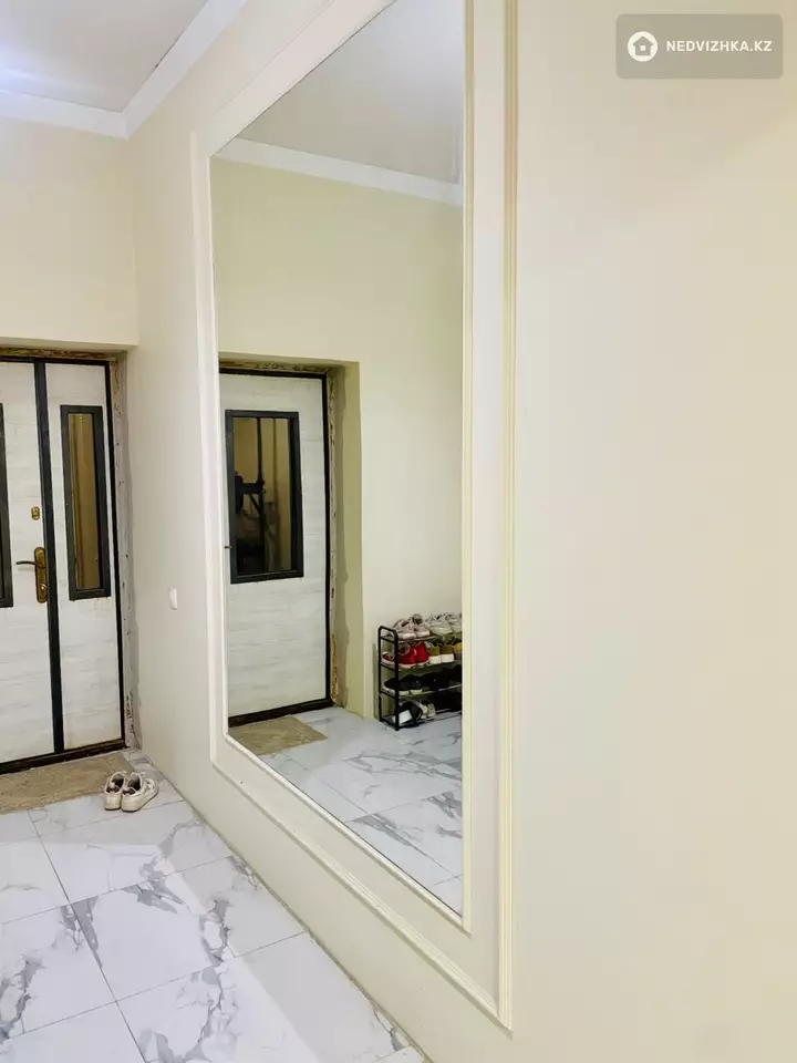 7-комнатный дом, 10 соток, 330 м², фотография 5
