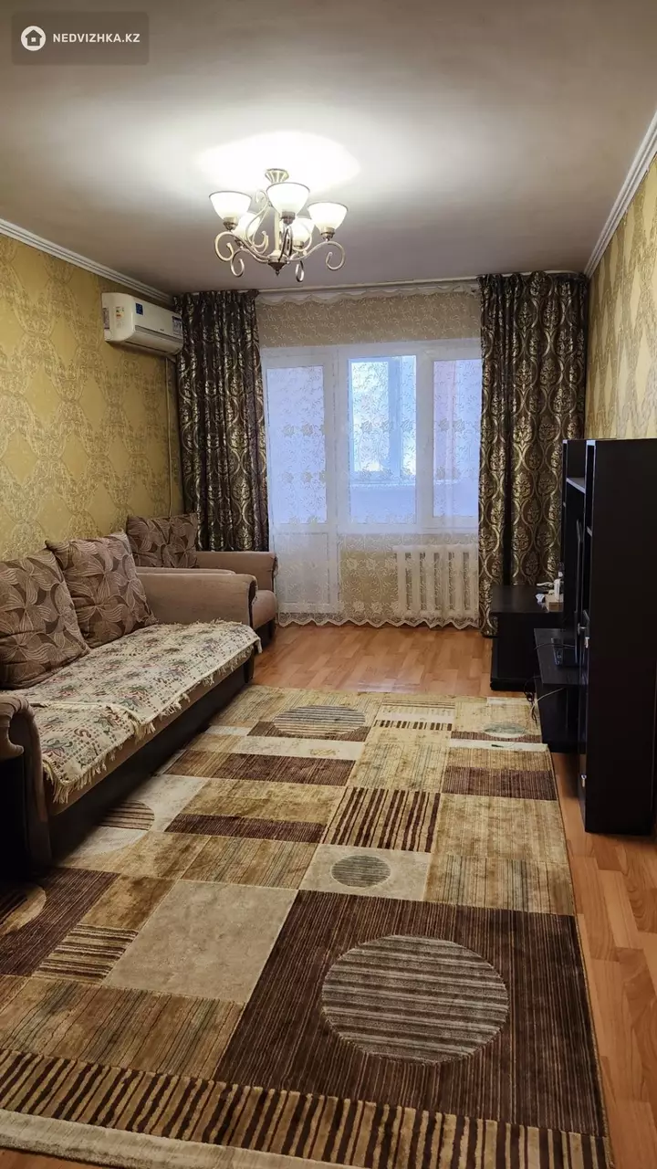 2-комнатная квартира, этаж 2 из 5, 50 м², фотография 2