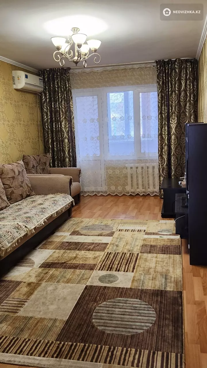 2-комнатная квартира, этаж 2 из 5, 50 м², фотография 3