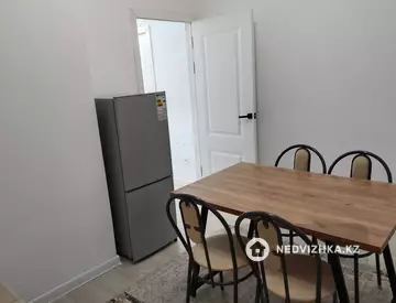 1-комнатная квартира, этаж 8 из 9, 43 м²