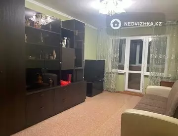 1-комнатная квартира, этаж 2 из 4, 33 м², миниатюра 2