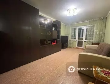 1-комнатная квартира, этаж 2 из 4, 33 м², миниатюра 3