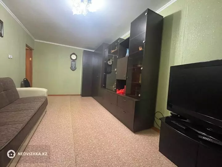 1-комнатная квартира, этаж 2 из 4, 33 м², фотография 5