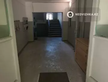 2-комнатная квартира, этаж 2 из 4, 54 м²