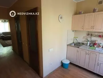 2-комнатная квартира, этаж 2 из 4, 54 м²