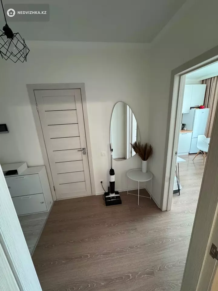 1-комнатная квартира, этаж 3 из 12, 40 м², фотография 3