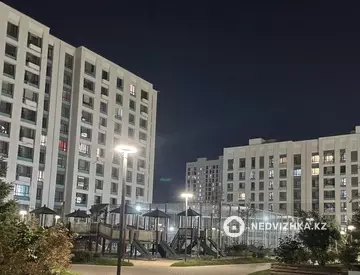 1-комнатная квартира, этаж 3 из 12, 40 м², миниатюра 8