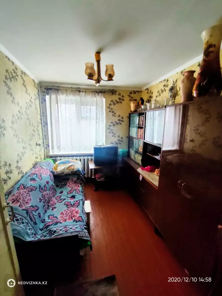 4-комнатная квартира, этаж 4 из 5, 63 м², 2-фотосурет