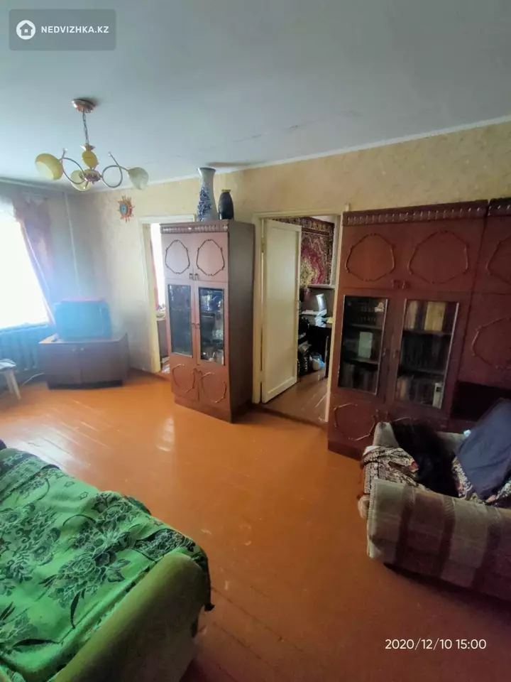 4-комнатная квартира, этаж 4 из 5, 63 м², 4-фотосурет