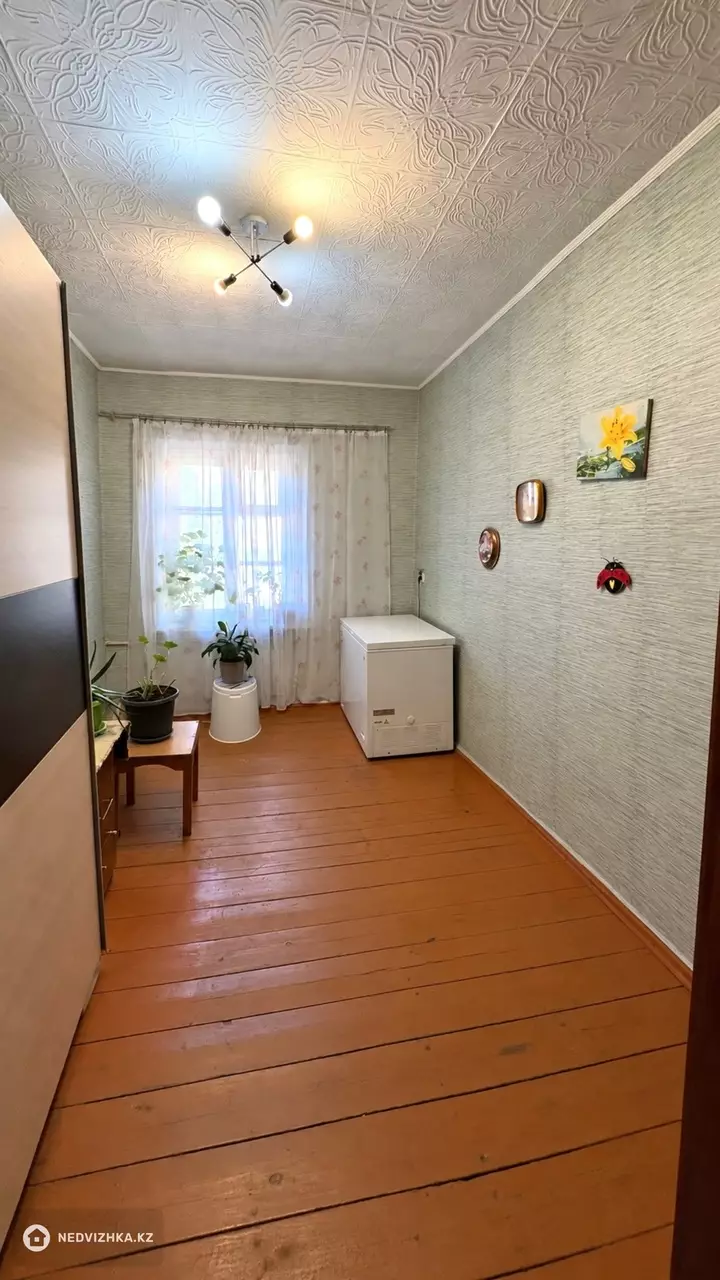 2-комнатная квартира, этаж 2 из 2, 46 м², фотография 5