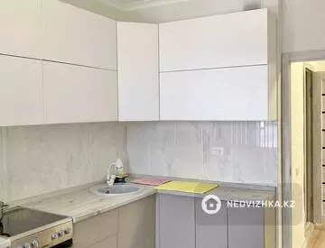 2-комнатная квартира, этаж 8 из 10, 60 м²