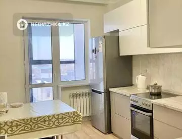 2-комнатная квартира, этаж 8 из 10, 60 м²