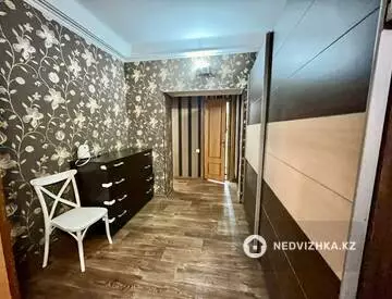2-комнатная квартира, этаж 2 из 5, 90 м², миниатюра 5