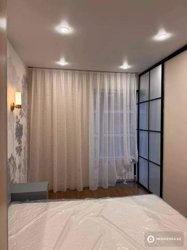 2-комнатная квартира, этаж 3 из 5, 45 м², фотография 3