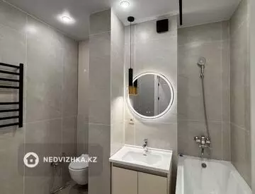 2-комнатная квартира, этаж 3 из 5, 45 м², миниатюра 8