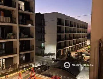 2-комнатная квартира, этаж 3 из 5, 45 м², миниатюра 10