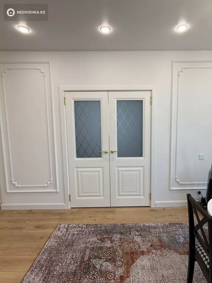 2-комнатная квартира, этаж 4 из 14, 61 м², фотография 5