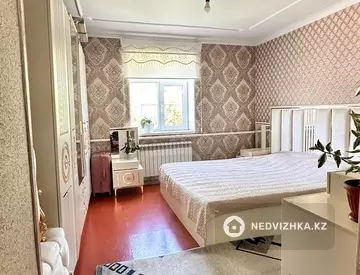 4-комнатный дом, 13 соток, 80 м²