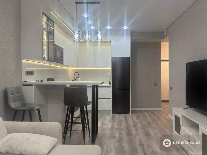 2-комнатная квартира, этаж 2 из 5, 49 м²