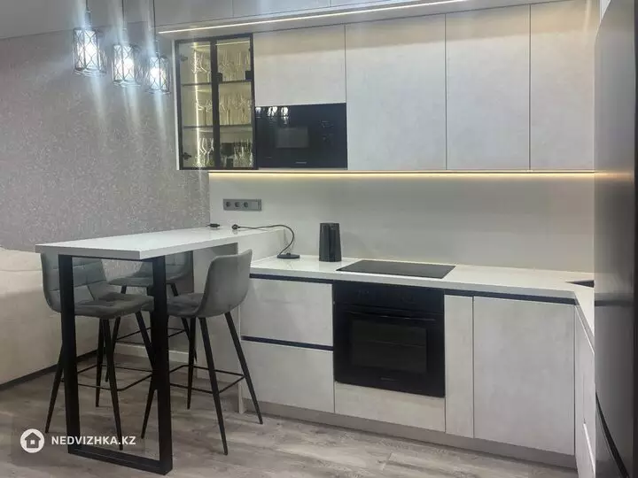 2-комнатная квартира, этаж 2 из 5, 49 м², фотография 5