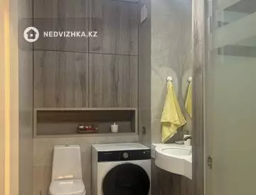 2-комнатная квартира, этаж 2 из 5, 49 м², миниатюра 3