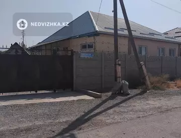 4-комнатный дом, 6 соток, 90 м²