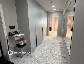 2-комнатная квартира, этаж 1 из 9, 73 м², миниатюра 9