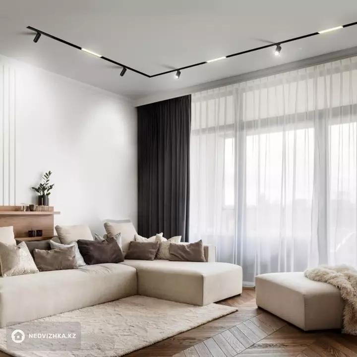 2-комнатная квартира, этаж 7 из 22, 71 м², фотография 3