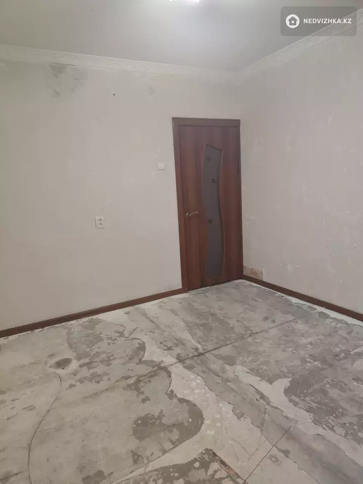 2-комнатная квартира, этаж 4 из 5, 43 м², фотография 3