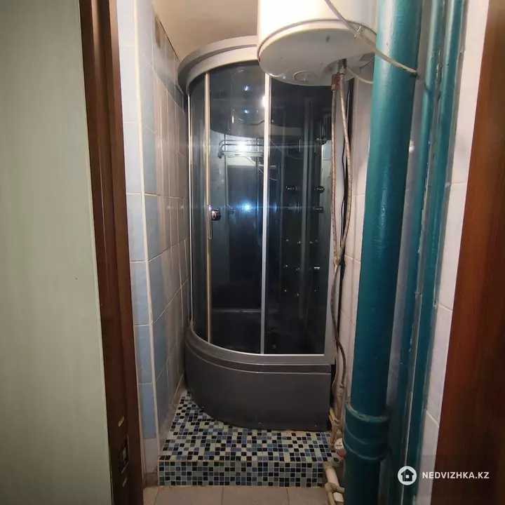 2-комнатная квартира, этаж 4 из 5, 43 м², фотография 5