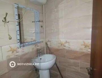 2-комнатная квартира, этаж 4 из 5, 43 м², миниатюра 6