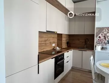 2-комнатная квартира, этаж 3 из 10, 50 м²