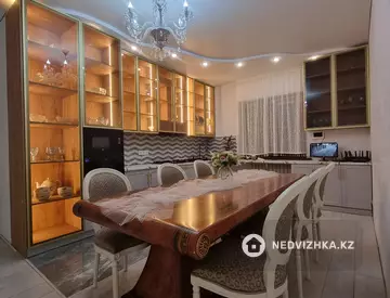 5-комнатный дом, 10 соток, 260 м², миниатюра 10