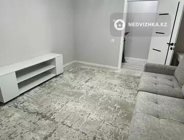 3-комнатная квартира, этаж 10 из 10, 68 м², миниатюра 8