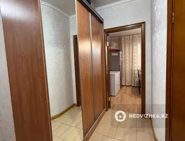 2-комнатная квартира, этаж 7 из 12, 68 м², миниатюра 10