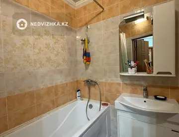 2-комнатная квартира, этаж 7 из 12, 68 м², миниатюра 11