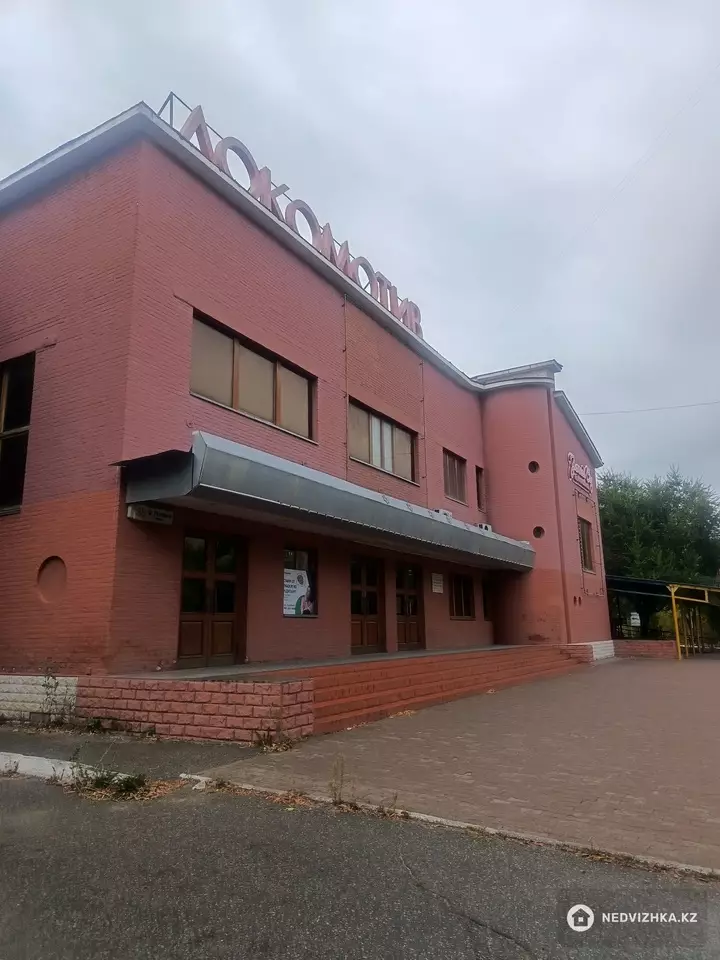 20-комнатный таунхаус, 20 соток, 1 000 м², На длительный срок, фотография 2