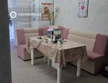 1-комнатная квартира, этаж 4 из 5, 43 м²