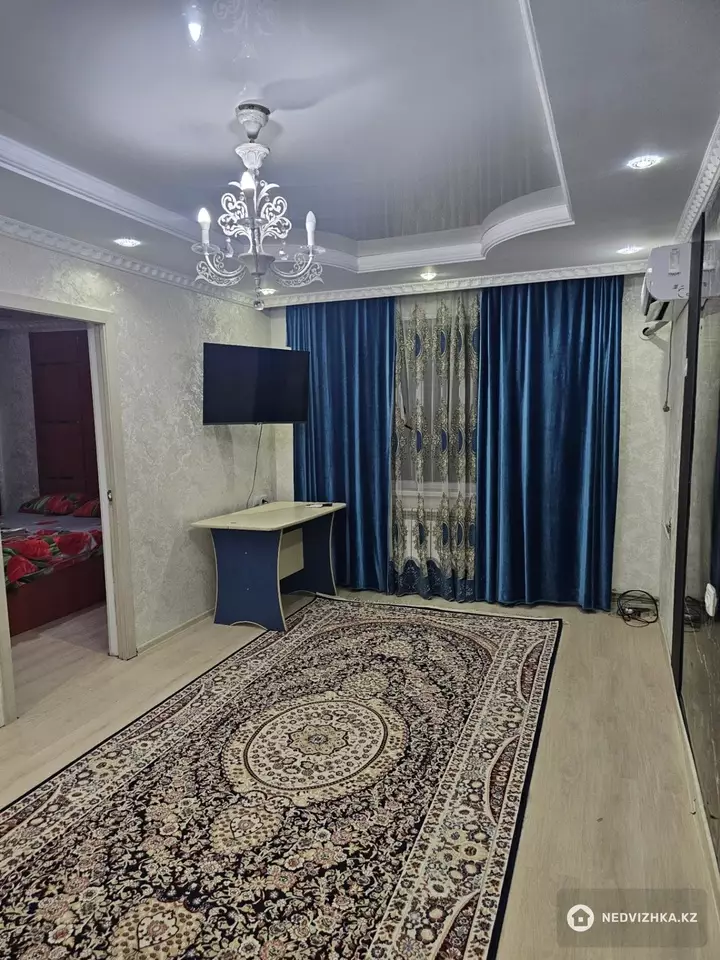 3-комнатная квартира, этаж 4 из 5, 60 м², Посуточно, фотография 4