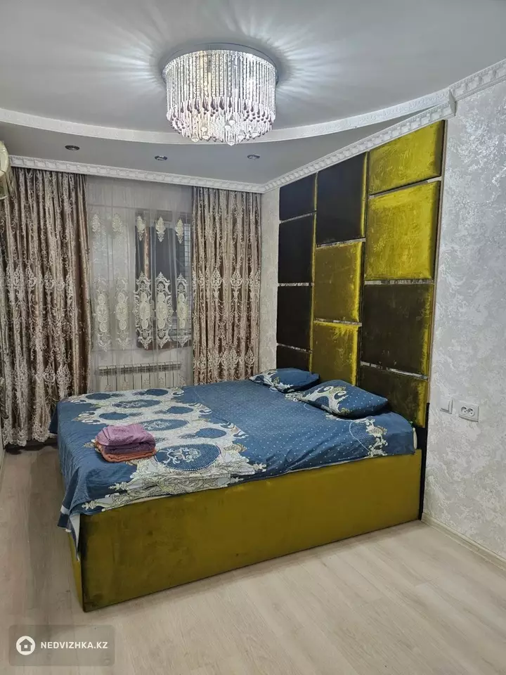 3-комнатная квартира, этаж 4 из 5, 60 м², Посуточно, фотография 5