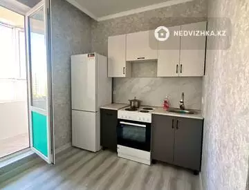 1-комнатная квартира, этаж 8 из 10, 40 м², миниатюра 6