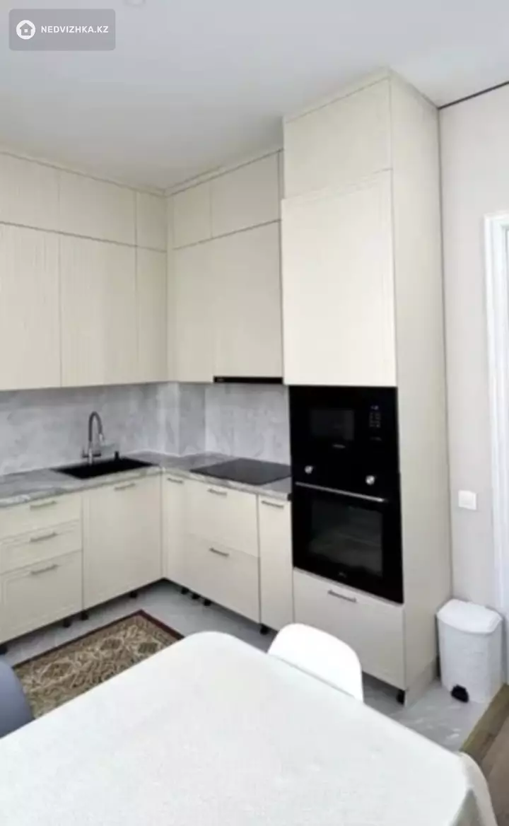 2-комнатная квартира, этаж 2 из 8, 72 м², фотография 5