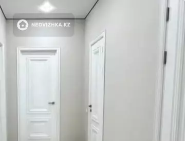 2-комнатная квартира, этаж 2 из 8, 72 м², миниатюра 8