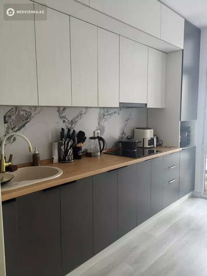 1-комнатная квартира, этаж 3 из 9, 42 м², фотография 4