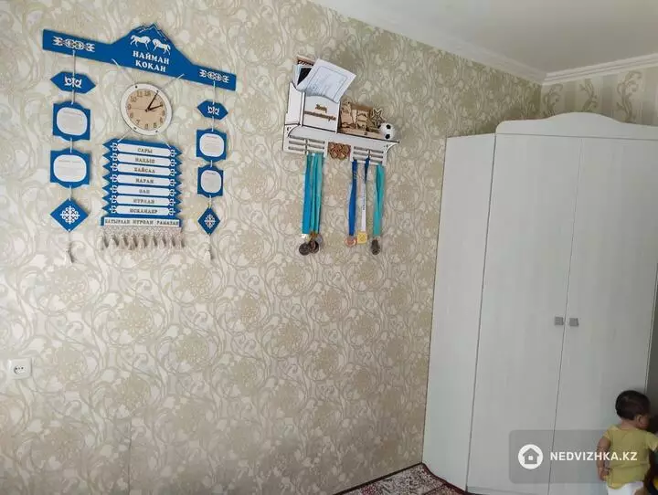 3-комнатная квартира, этаж 3 из 5, 70 м², фотография 5