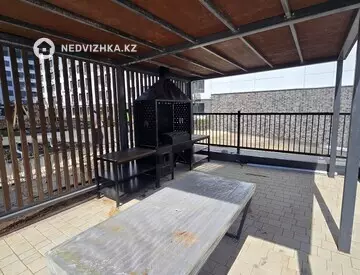 2-комнатная квартира, этаж 3 из 9, 58 м², миниатюра 4