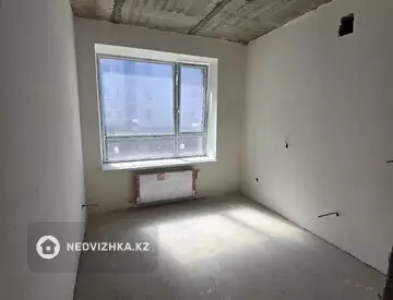 2-комнатная квартира, этаж 3 из 9, 58 м², миниатюра 11