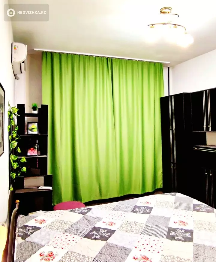 1-комнатная квартира, этаж 9 из 9, 37 м², фотография 3
