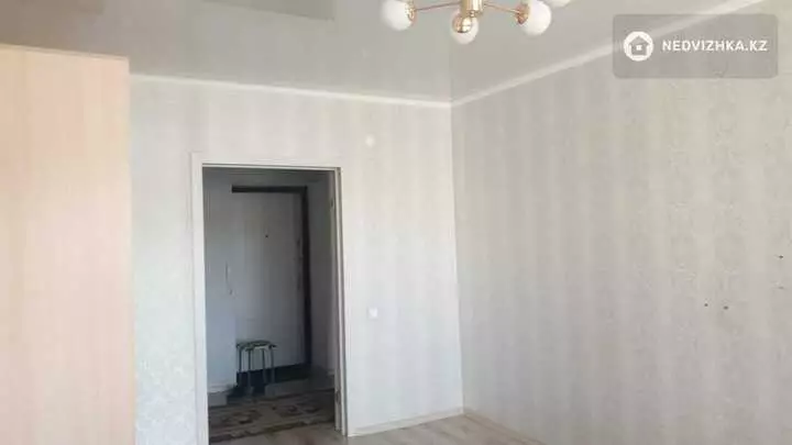 1-комнатная квартира, этаж 5 из 10, 43 м², На длительный срок, фотография 3