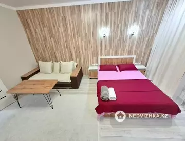 1-комнатная квартира, этаж 3 из 12, 47 м², На длительный срок